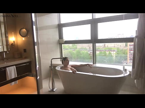 ❤️ Ilmo aad u qurux badan oo si xamaasad leh uga soo boodaya maxsiyadda musqusha dhexdeeda ❤️❌ Porno Guri ️❤