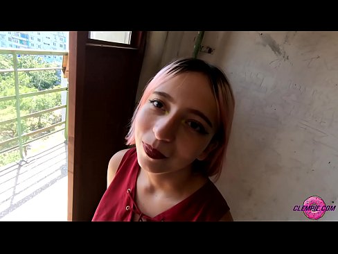 ❤️ Dareenka Ardayga ayaa ka nuugay qof qalaad oo dibadda jooga - Cum on wajigiisa ❤️❌ Porno Guri ️❤